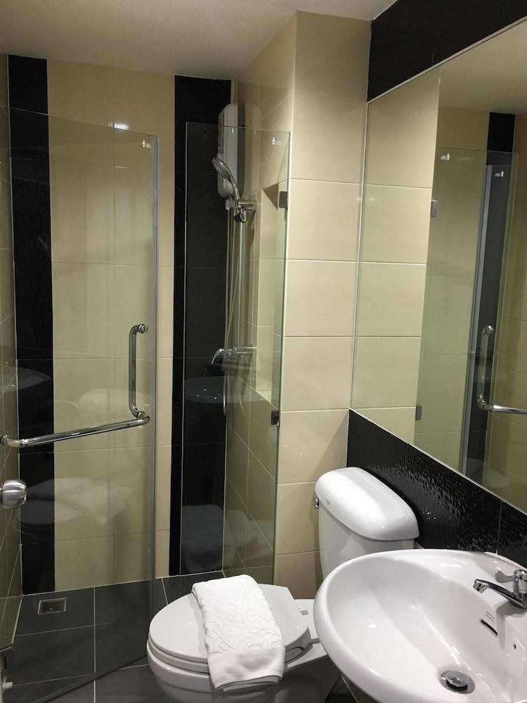 Top High Airport Link Hotel photo 3