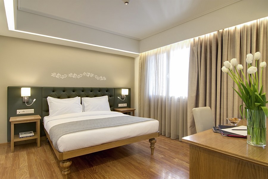 Titania Hotel