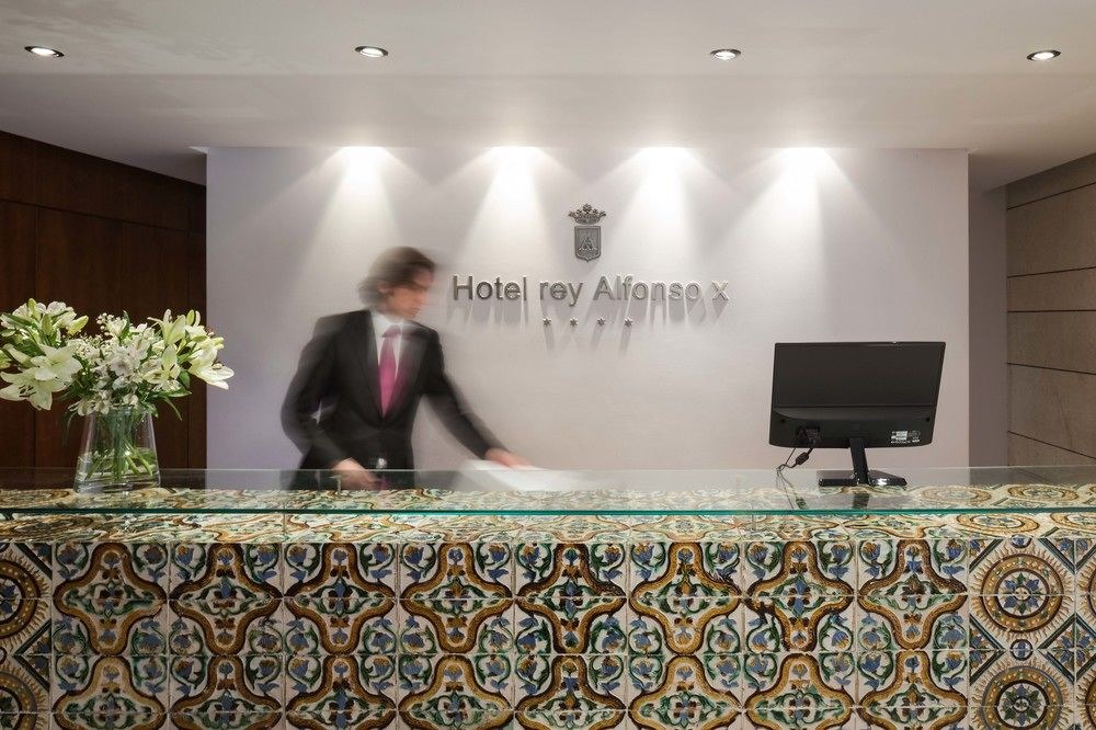 Hotel Rey Alfonso X photo 3