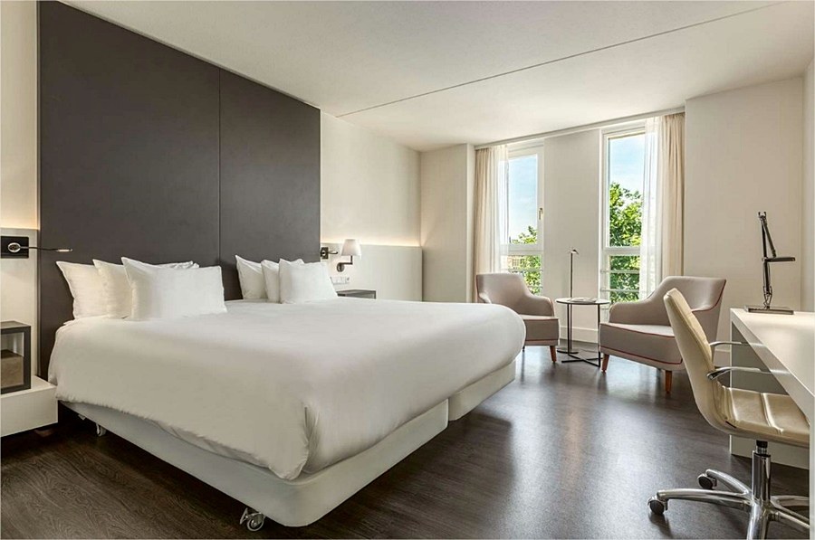 NH COLLECTION AMSTERDAM BARBIZON PALACE