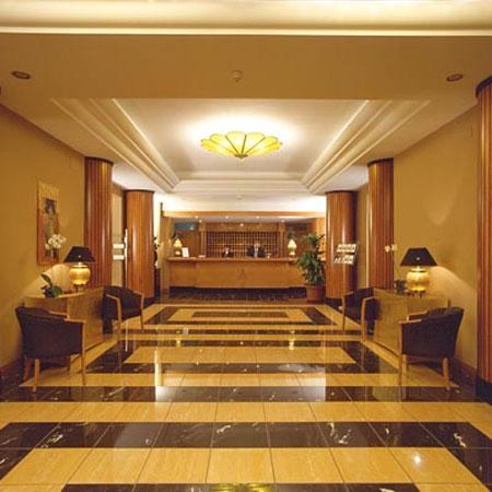 RAMADA NAPLES CITY CENTER photo 1