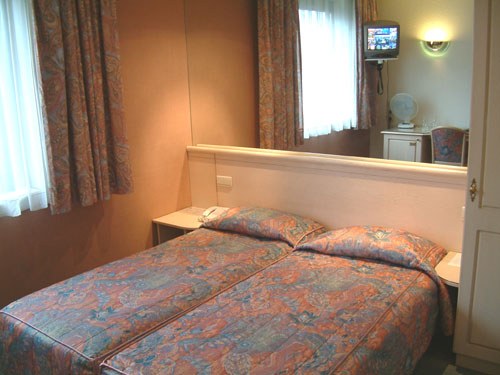 Ibis Brussels Centre Châtelain photo 1