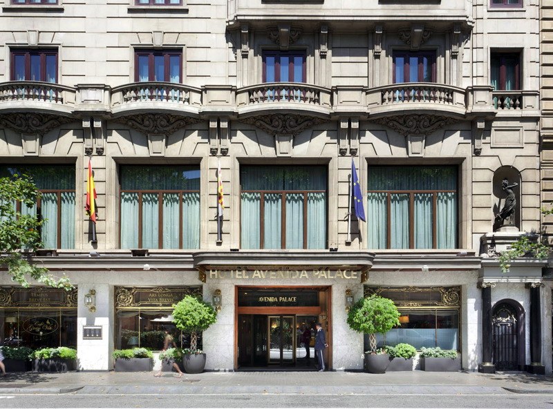 EL AVENIDA PALACE