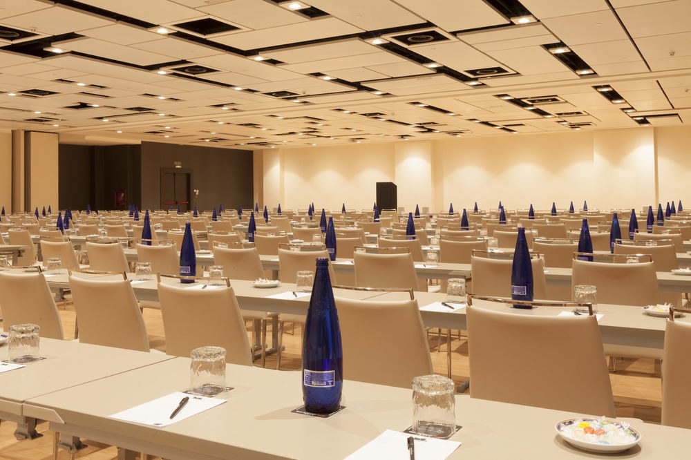 MADRID MARRIOTT AUDITORIUM HOTEL  CONFERENCE CENTER photo 2