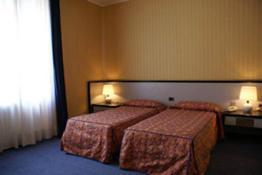 IQ HOTEL MILANO photo 1