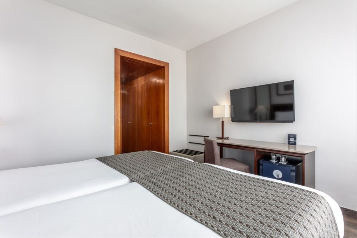EUROSTARS TOLEDO photo 2