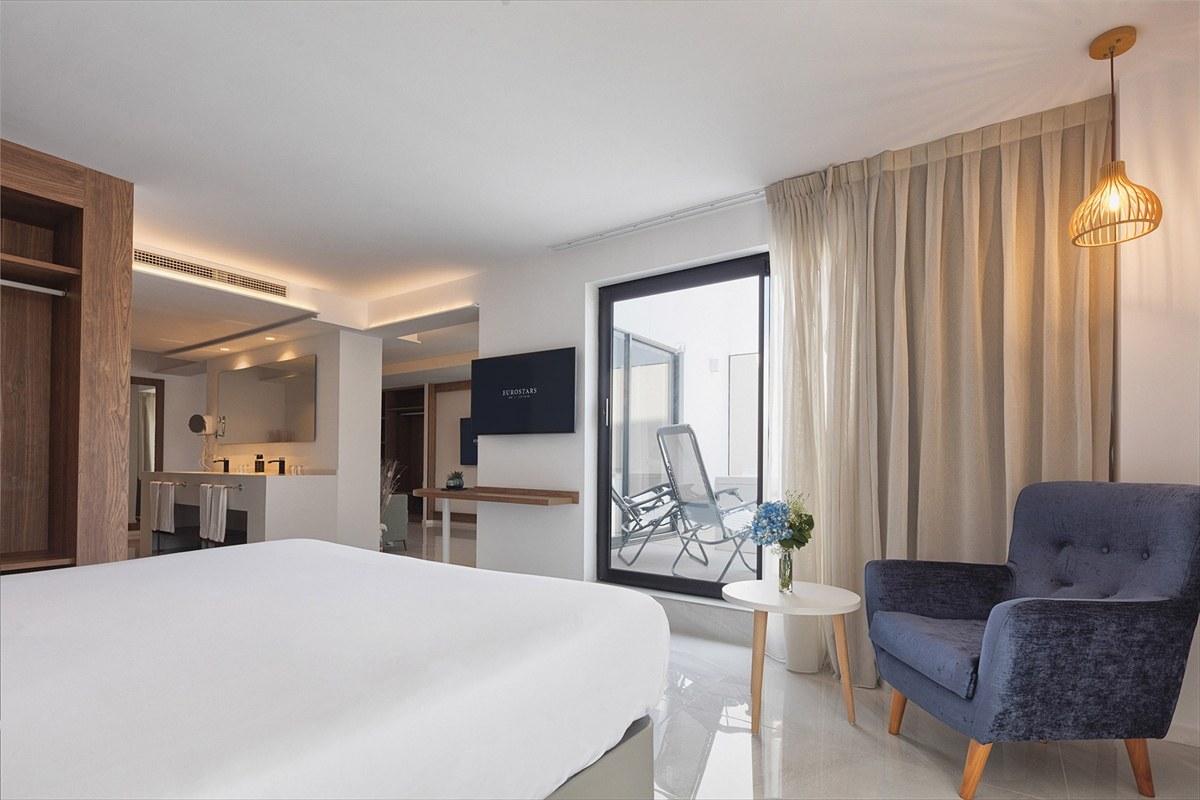 EUROSTARS PUERTO DE IBIZA photo 3