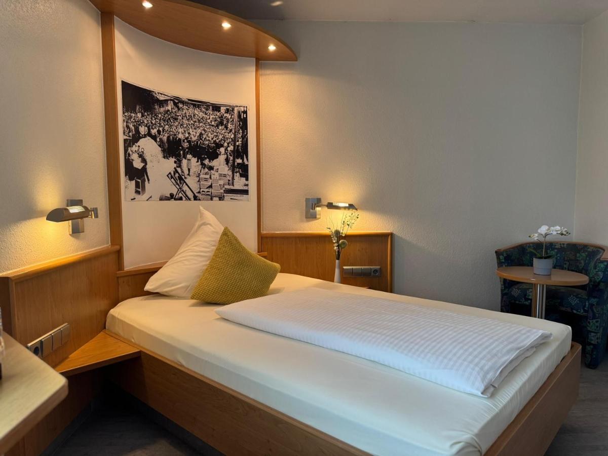 THE MIRAGE CITY HOTEL STUTTGART ZENTRUM photo 2