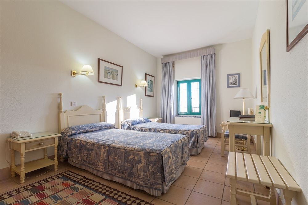 HOTEL OROMANA photo 1