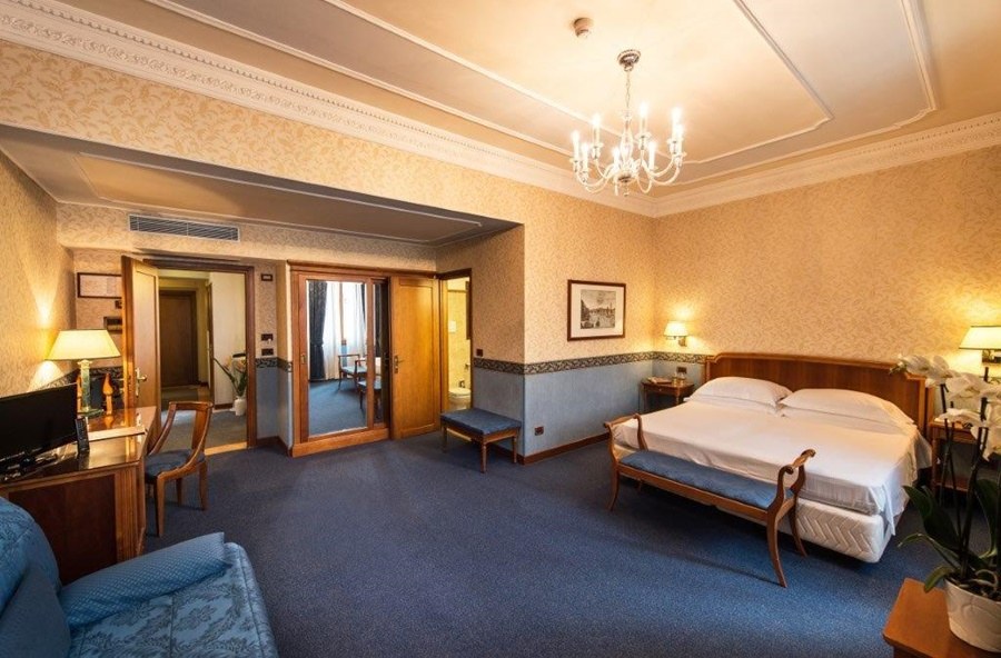 STROZZI PALACE HOTEL