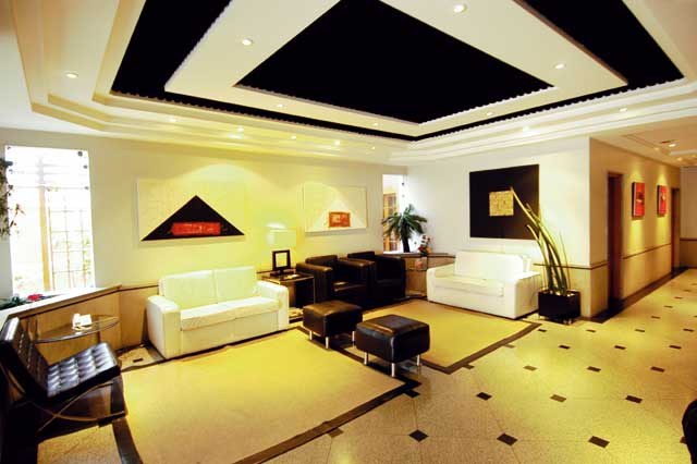 REGENT PARK HOTEL photo 1