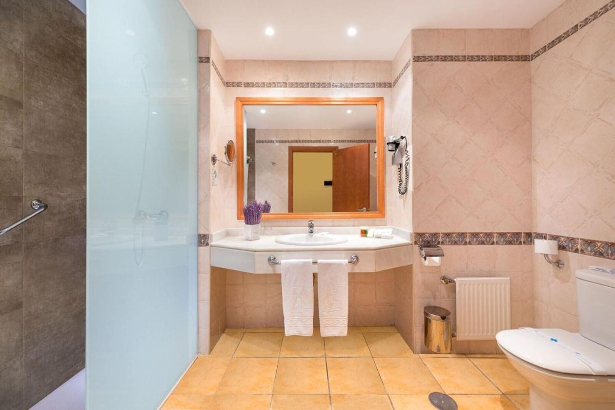 IPV PALACE AND SPA photo 4