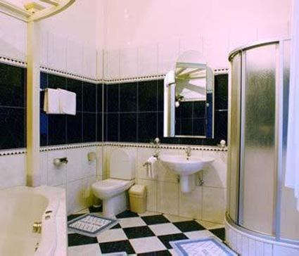 Hotel Goldene Spinne photo 1