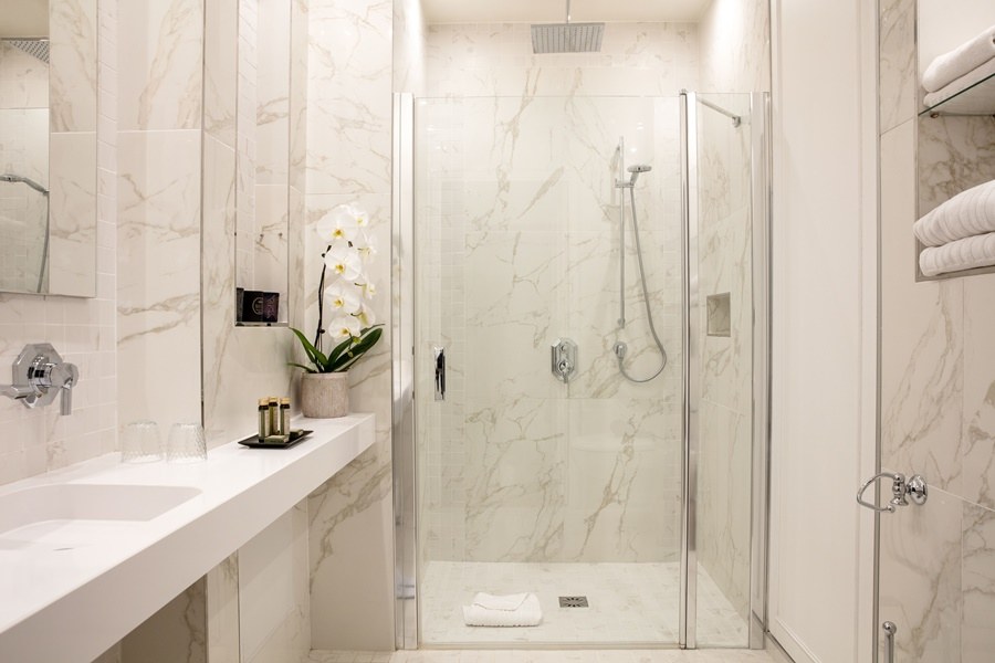 HOTEL SEROTEL LUTECE photo 3