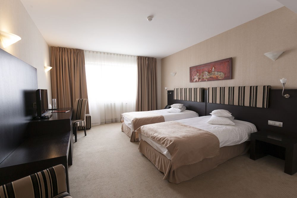 PARLIAMENT HOTEL photo 3
