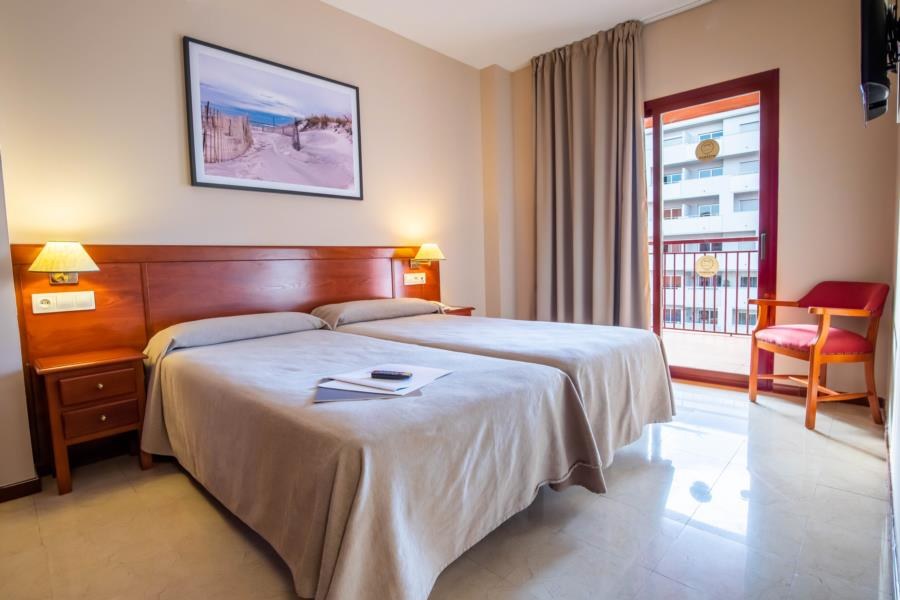 ILUNION MIRAMAR FUENGIROLA photo 1