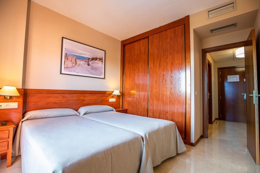 ILUNION MIRAMAR FUENGIROLA photo 3