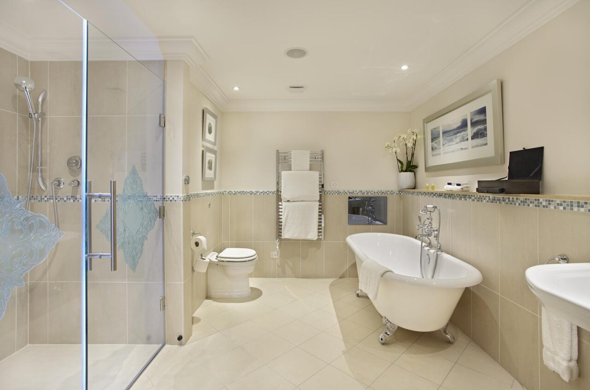 THE ROYAL HORSEGUARDS HOTEL photo 1
