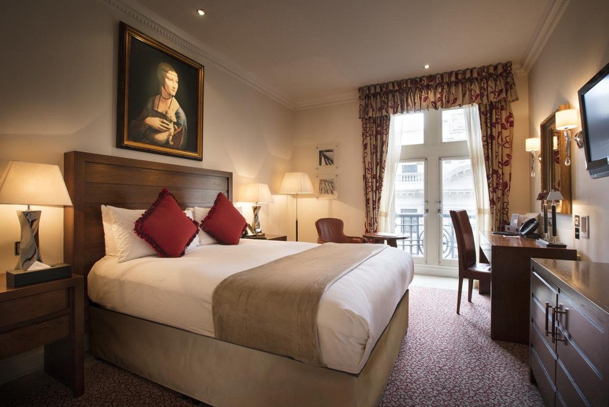 THE ROYAL HORSEGUARDS HOTEL photo 2