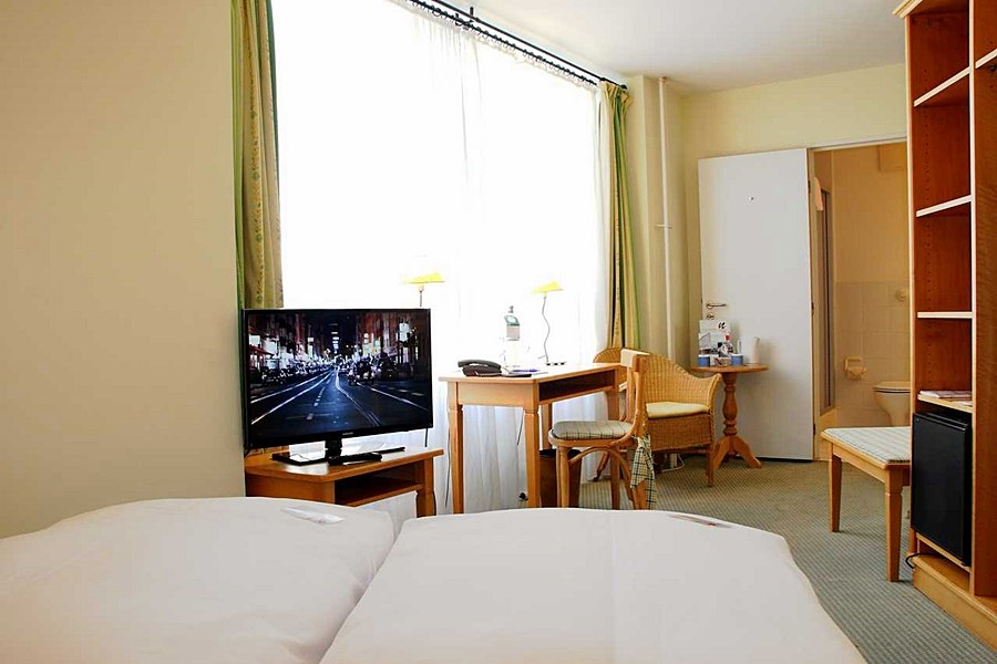 LEIPZIG CITY NORD BY CAMPANILE photo 3