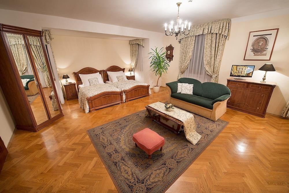Boutique Hotel Constans photo 2