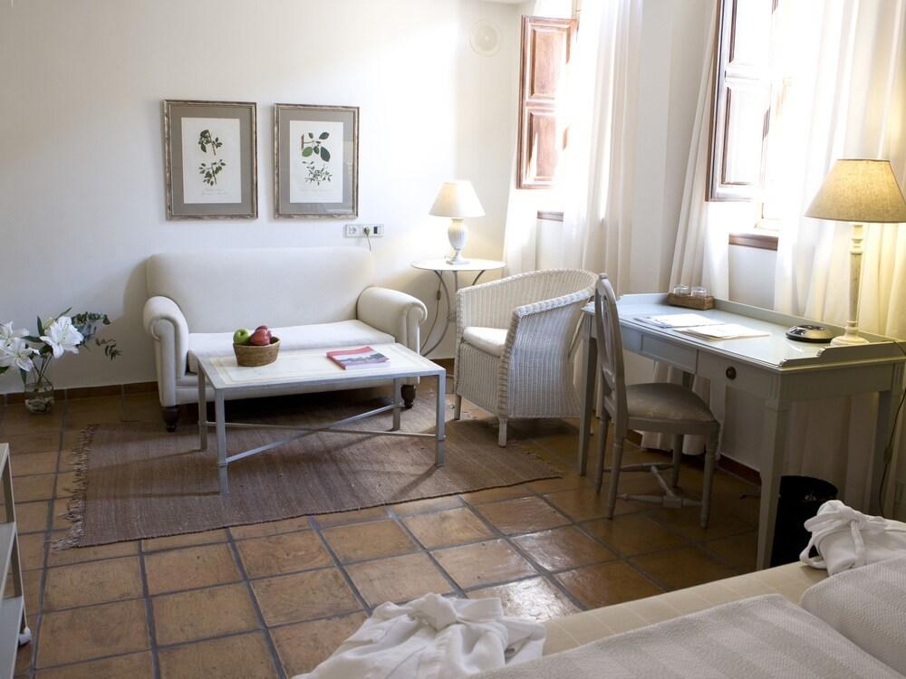 Hotel Palacio de Los Navas photo 4