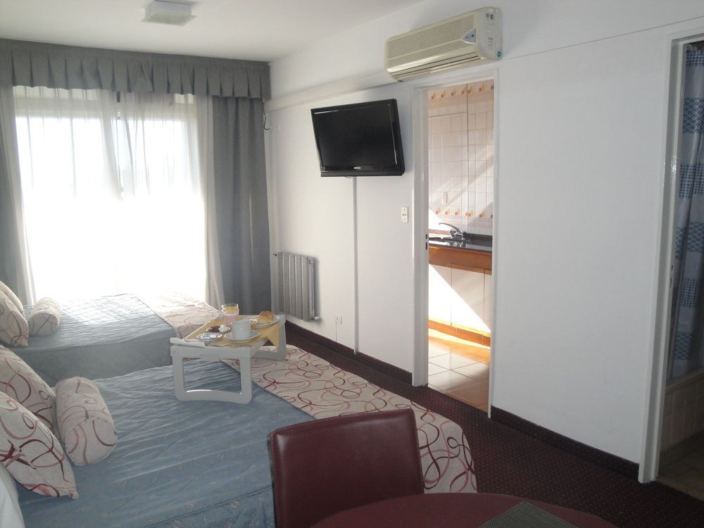 Golf Tower Suites & Apartments