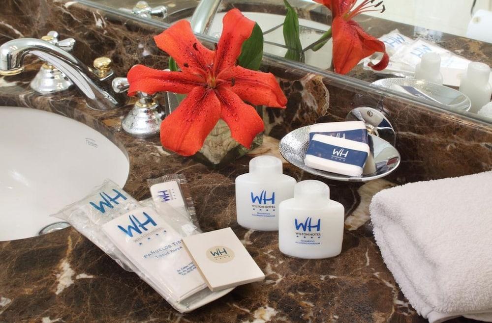 Wilton Hotel