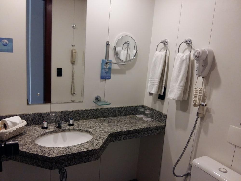 Metropolitan Hotel by Atlantica photo 3