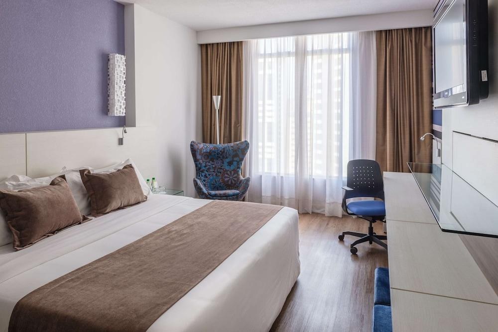 Radisson Hotel Curitiba photo 2