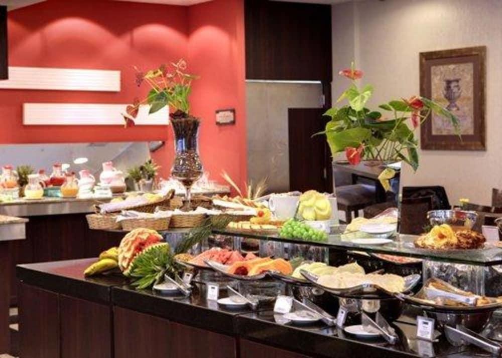 Quality Hotel Curitiba photo 3