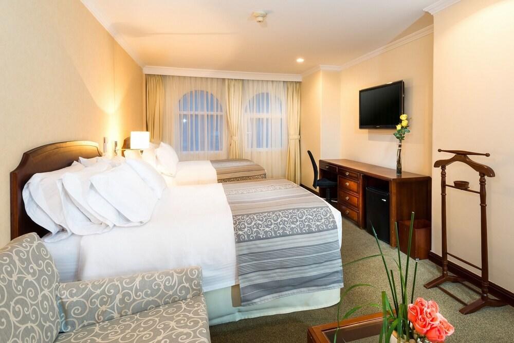 Hotel Dann Carlton Bogota photo 4