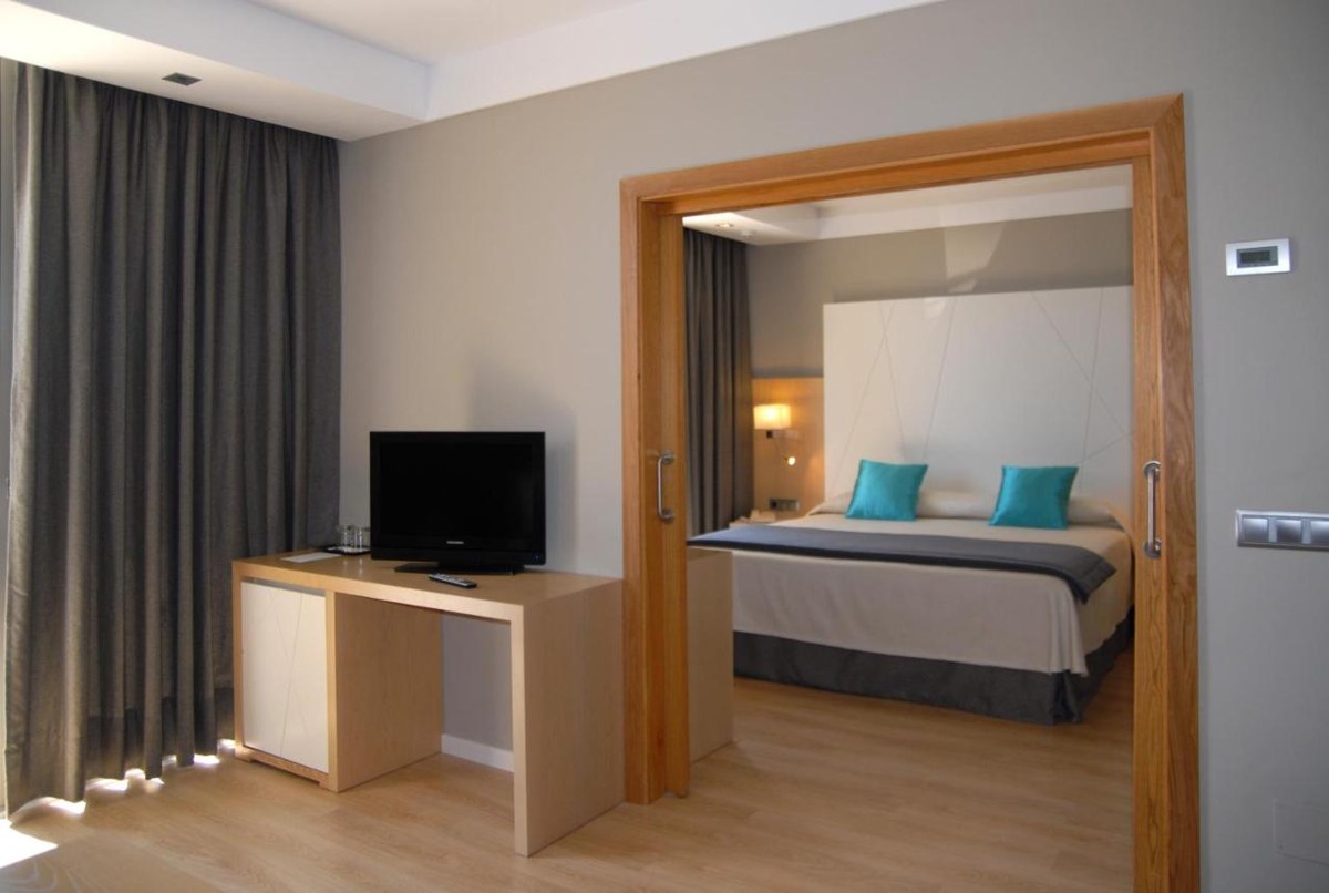 PROTUR SA COMA PLAYA SPA photo 2