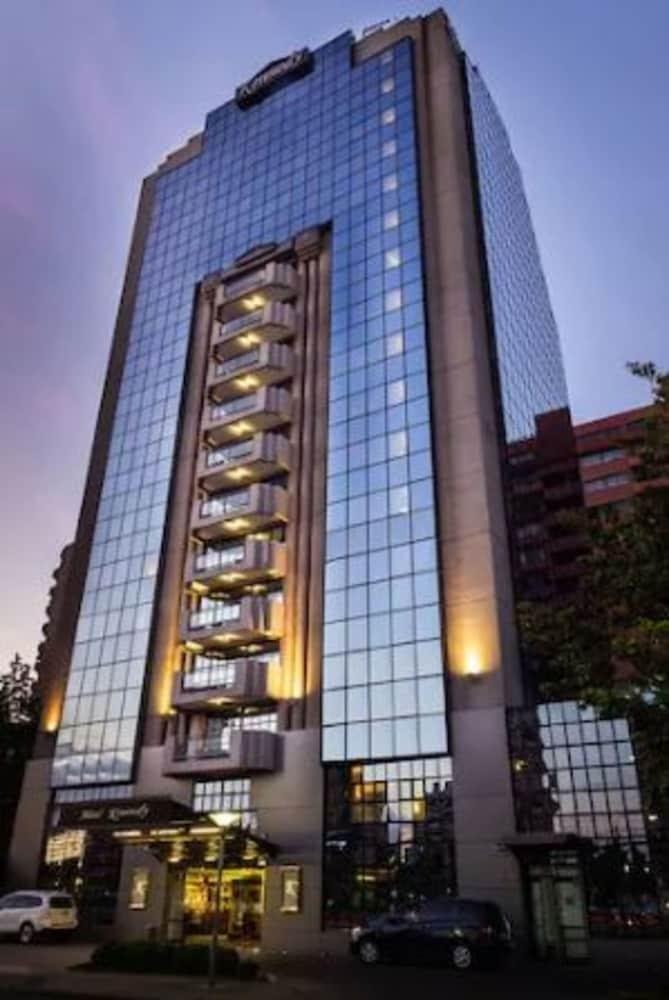 Wyndham Garden Santiago Kennedy photo 2