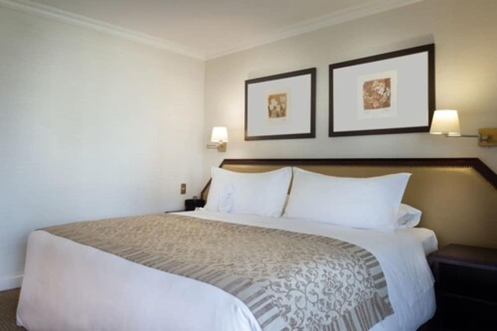 Wyndham Garden Santiago Kennedy photo 4