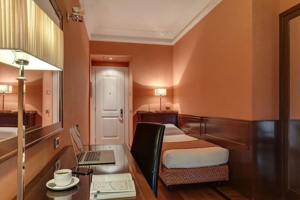 Grand Hotel Adriatico photo 2