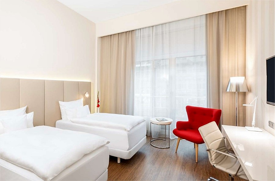 NH BERLIN FRIEDRICHSTRASSE photo 2