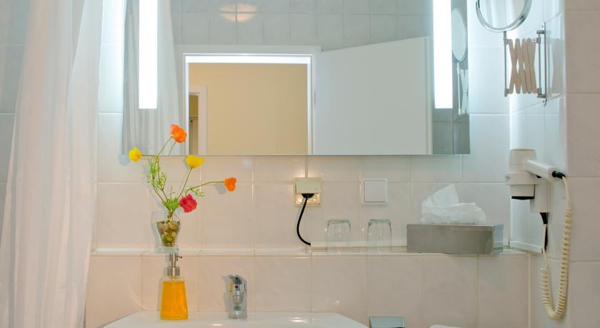 ACHAT HOTEL STUTTGART ZUFFENHAUSEN photo 4