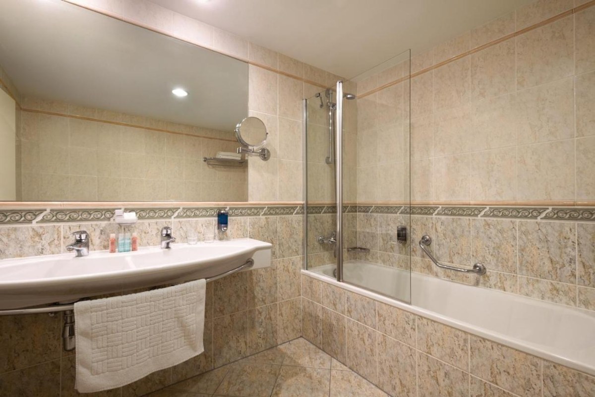 RAMADA PRAGUE CITY CENTRE photo 2