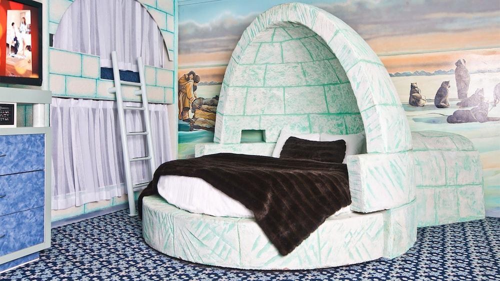 FANTASYLAND HOTEL photo 4