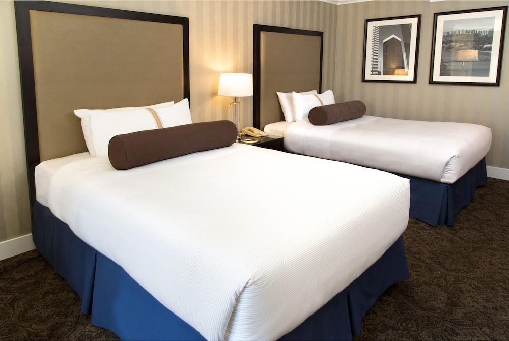 SUTTON PLACE HOTEL EDMONTON photo 4