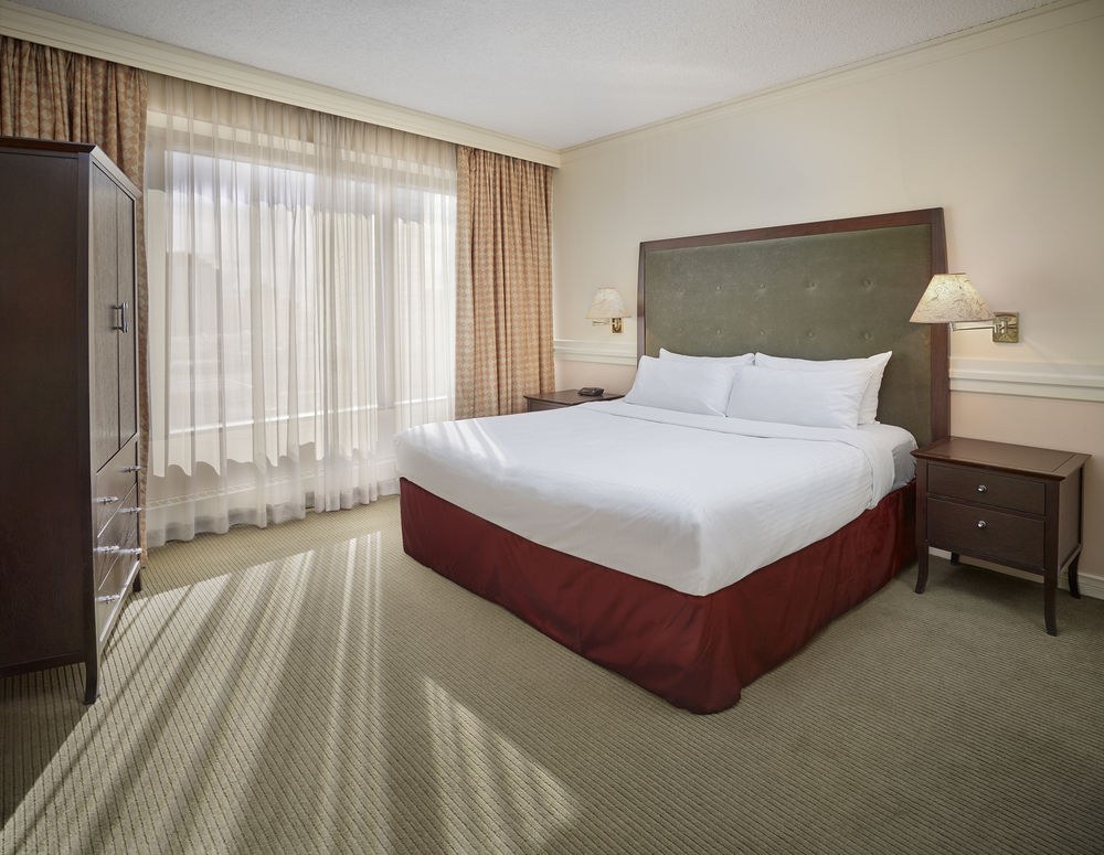 DELTA HOTELS EDMONTON CENTRE SUITES photo 1