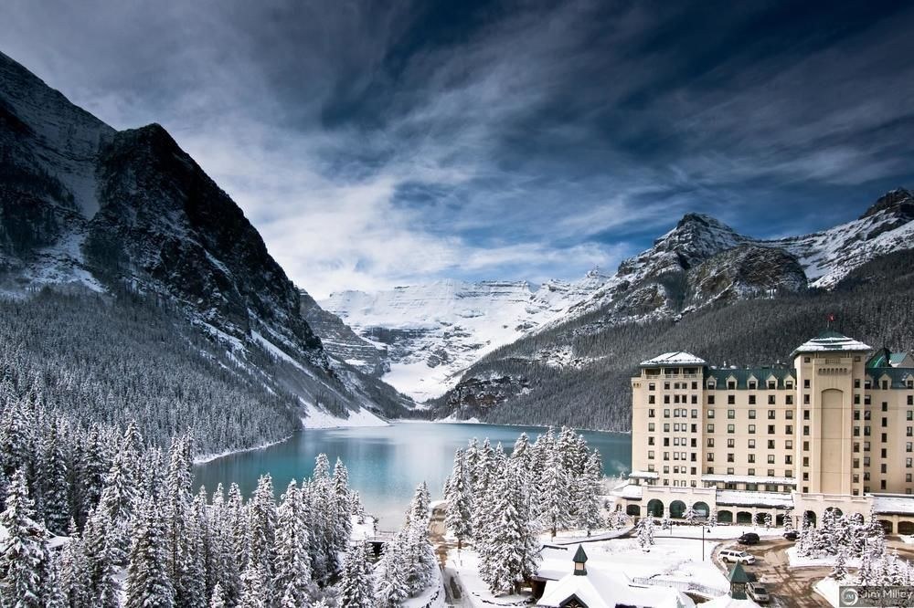 FAIRMONT CHATEAU LAKE LOUISE