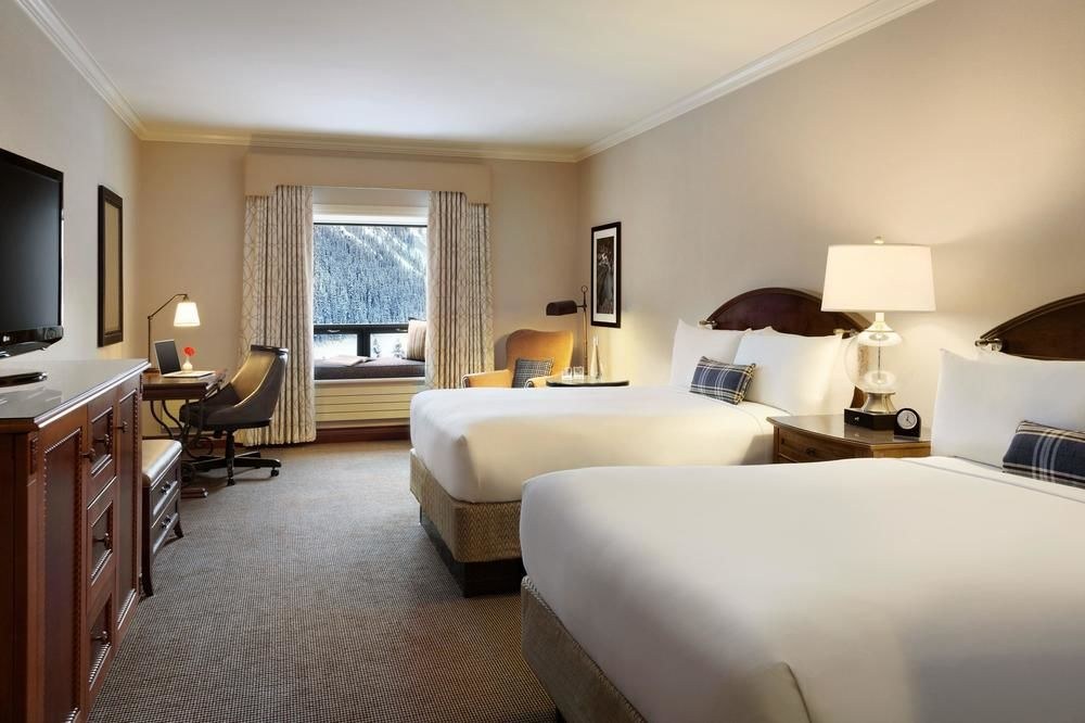 FAIRMONT CHATEAU LAKE LOUISE photo 1