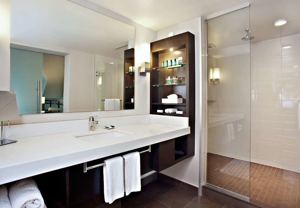 DELTA HOTELS BY MARRIOTT VICTORIA OCEAN POINTE RESORT photo 4