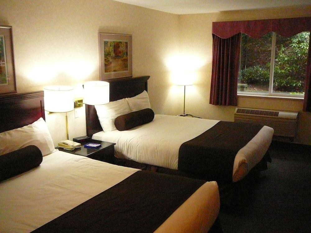 COAST ABBOTSFORD HOTEL & SUITES photo 3