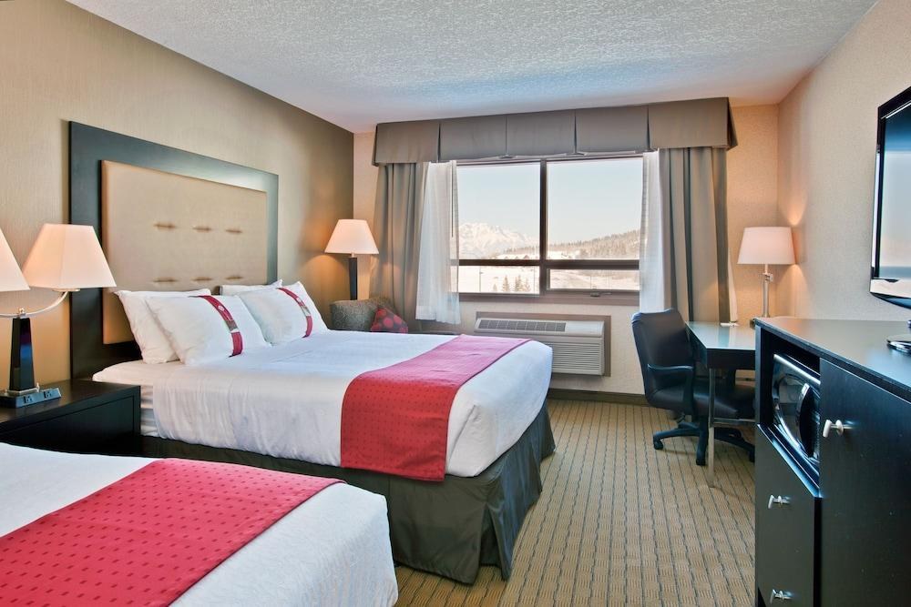 HOLIDAY INN CANMORE photo 2