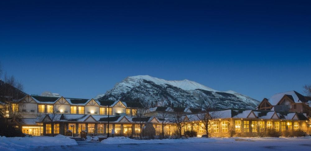 COAST CANMORE HOTEL & CONFERENCE CENTRE photo 4