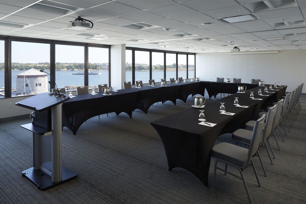 DELTA HOTELS BY MARRIOTT KINGSTON WATERFRONT photo 2