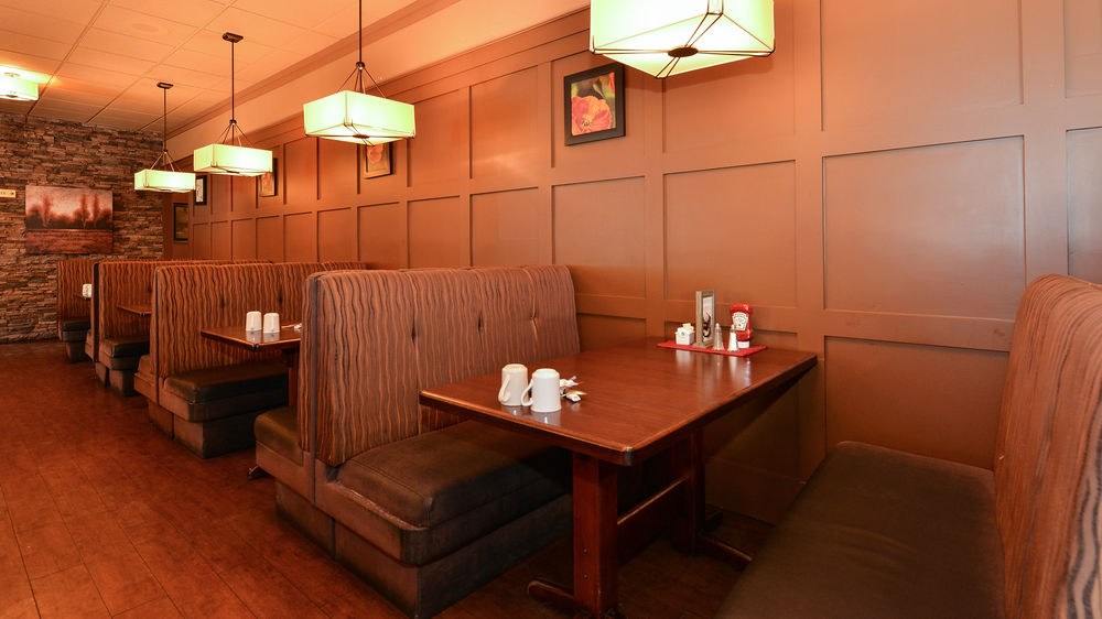 PRESTIGE INN GOLDEN